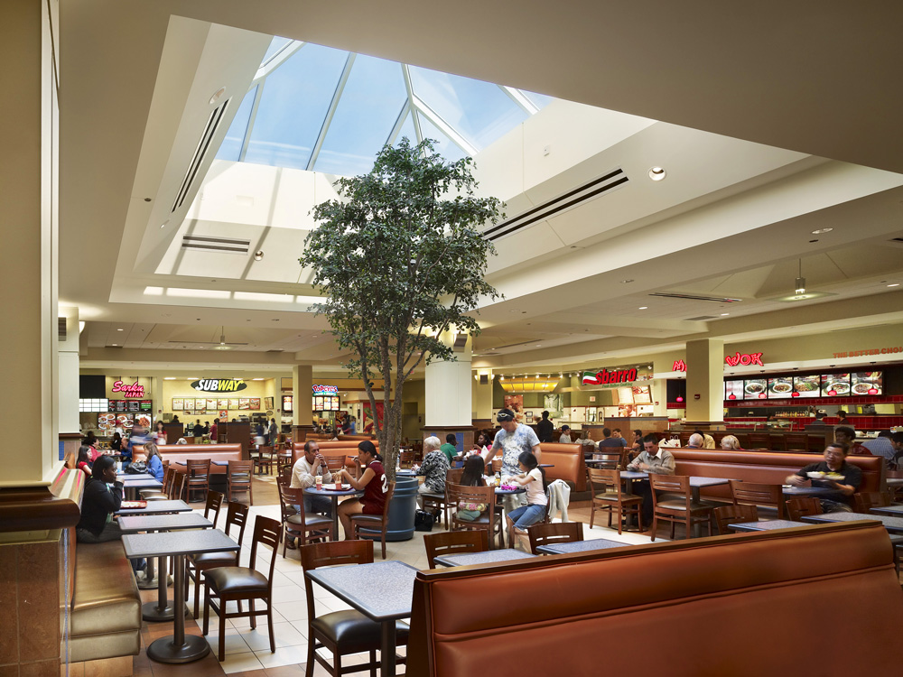 About Livingston Mall A Shopping Center In Livingston Nj A Simon Property [ 750 x 1000 Pixel ]