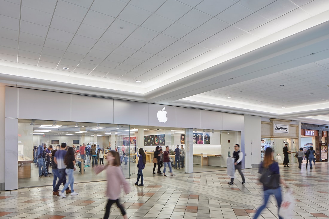 lululemon south shore plaza