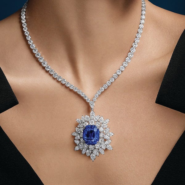 HARRY WINSTON at The Shops at Crystals