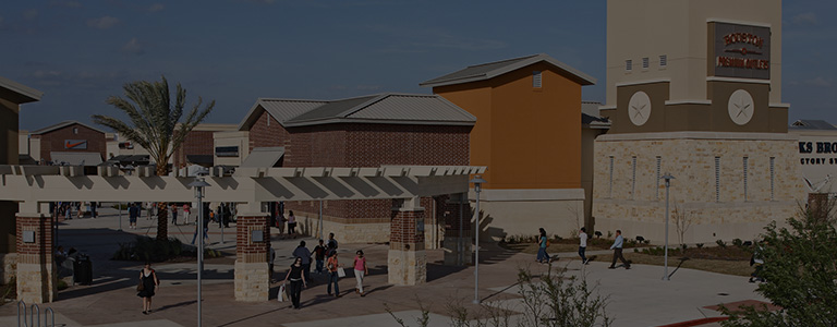 3 new tenants opening this summer at Houston Premium Outlets in