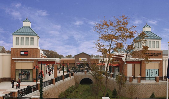 Tory burch 2025 philadelphia premium outlets