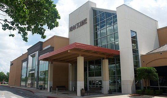 penn square mall vans store