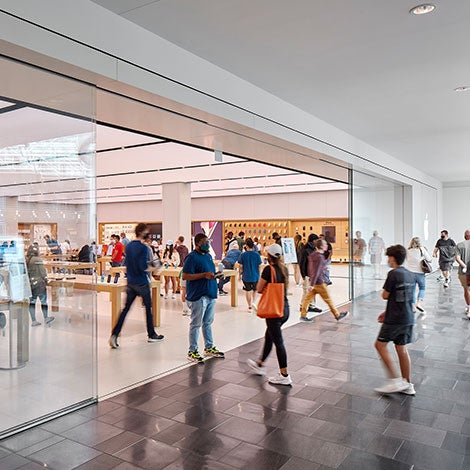 Simon Property Group plans expansion for Apple store and hotel at