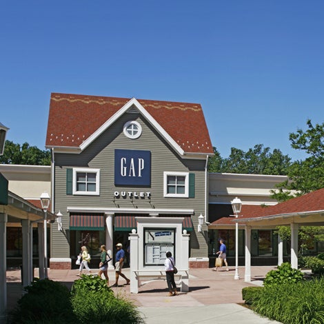 Shopping Downtown Boston Gap Factory Store