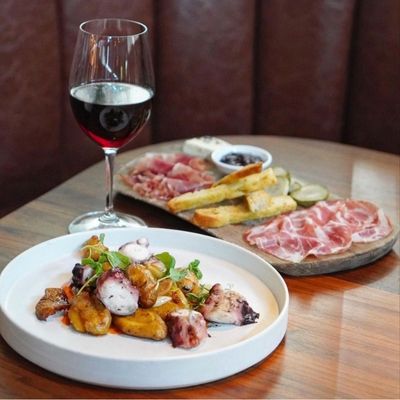 phipps - spot 5 - ecco buckhead image