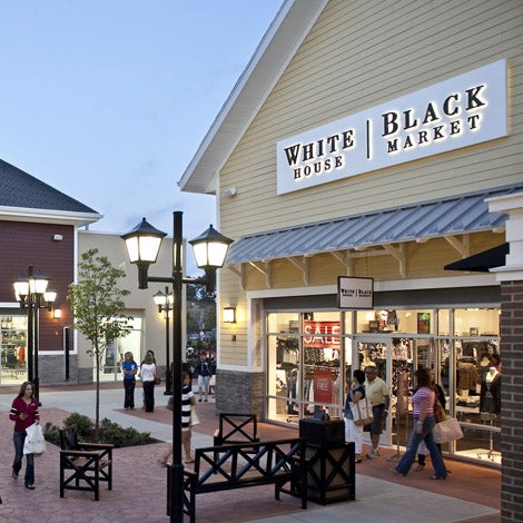 Leasing & Advertising at Merrimack Premium Outlets®, a SIMON Center