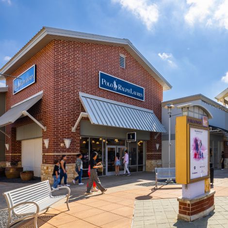 houston premium outlets nike