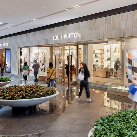 Louis Vuitton Hackensack Riverside Square store, United States