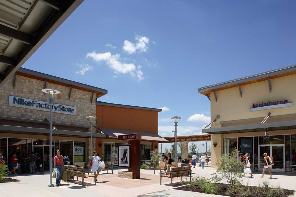 About Round Rock Premium Outlets® - A Shopping Center in Round Rock, TX - A  Simon Property