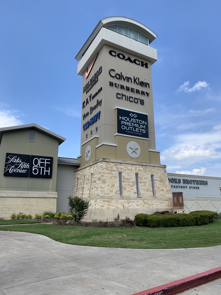 Houston's Galleria mall, Houston Premium Outlets to open on