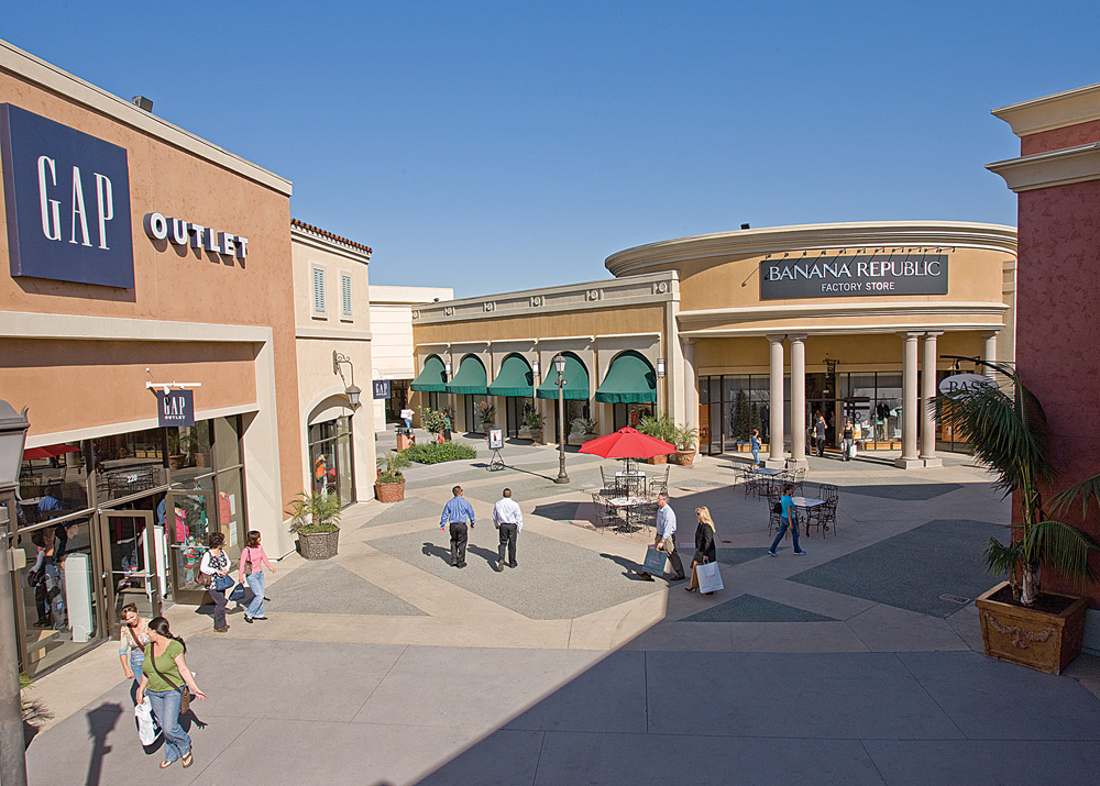 List of Outlet Malls and Shopping Centers in San Diego, California