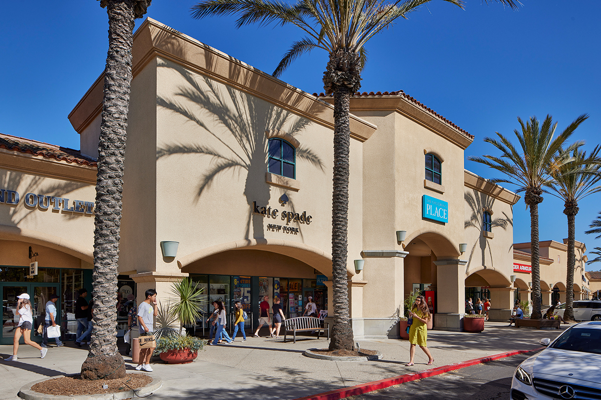 About Camarillo Premium Outlets® - A Shopping Center Camarillo, CA - A Property