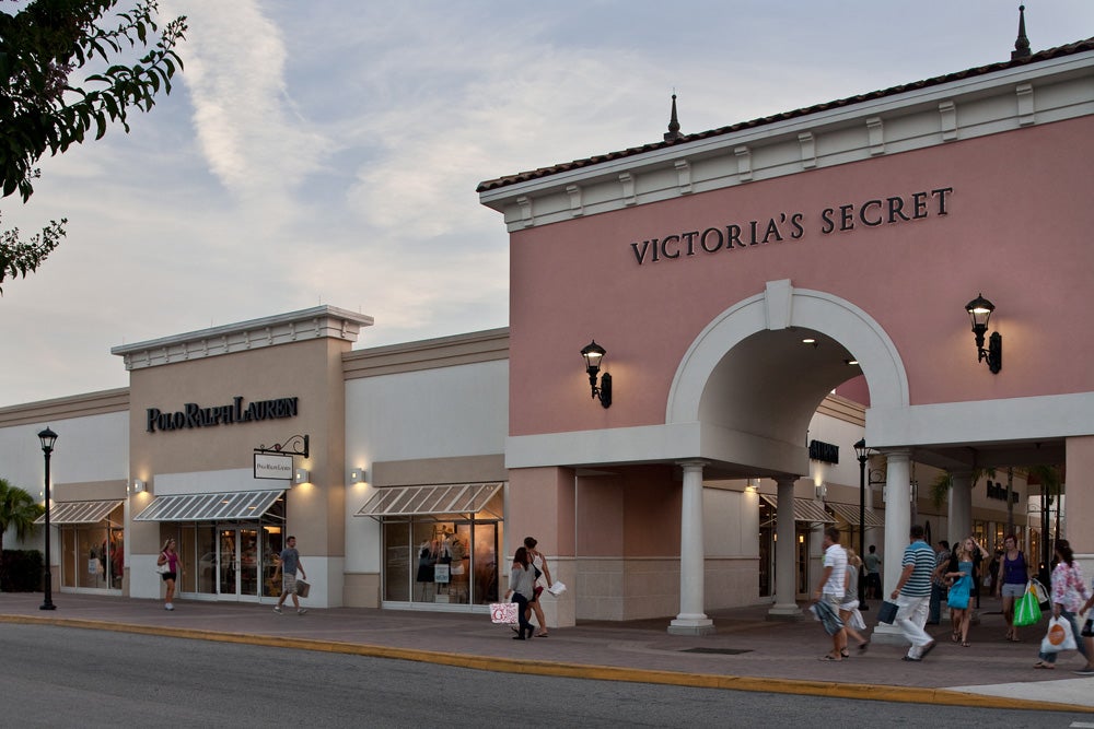 Florida, Orlando International Premium Outlets, Forever 21 face