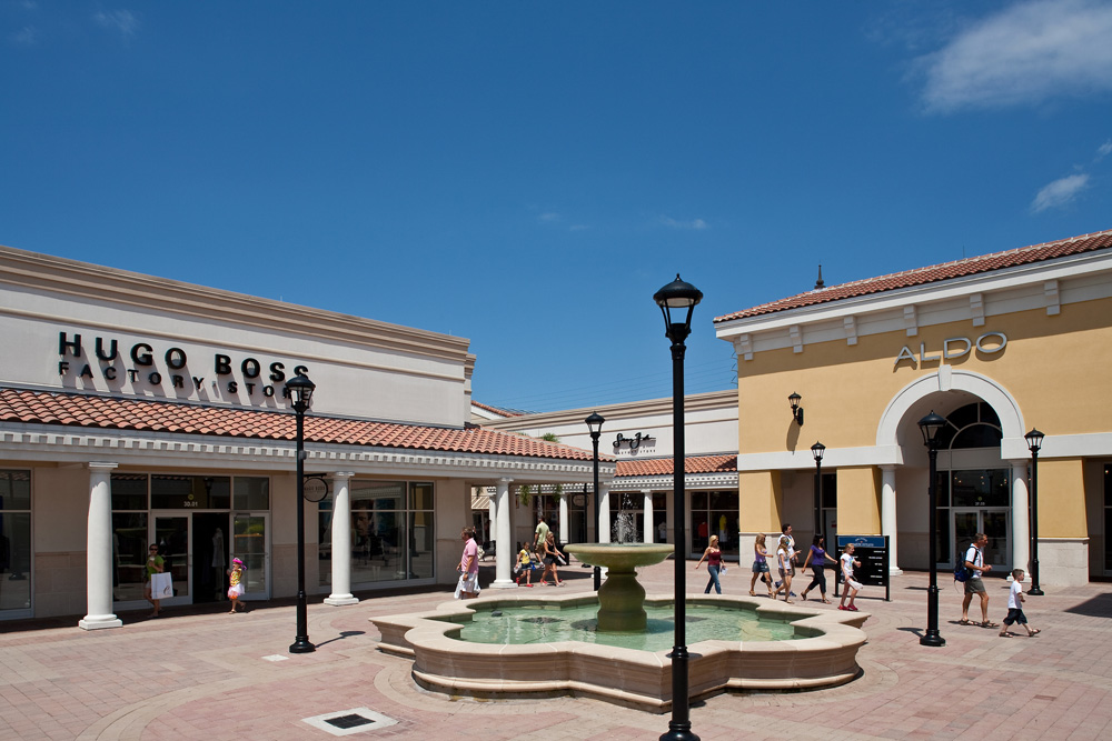 Victoria's Secret Outlet at Orlando International Premium Outlets® - A  Shopping Center in Orlando, FL - A Simon Property