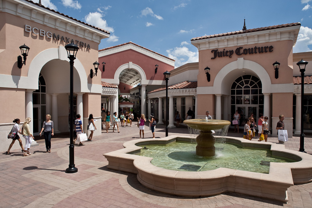 Orlando International Premium Outlets - Huge Outlet Mall on
