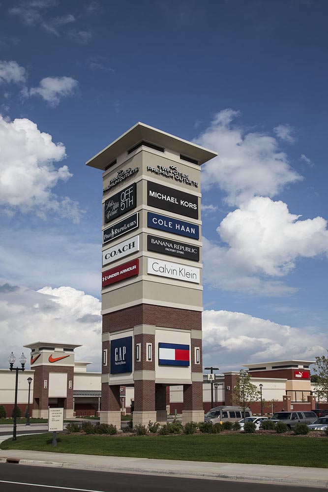 Twin Cities Premium Outlets