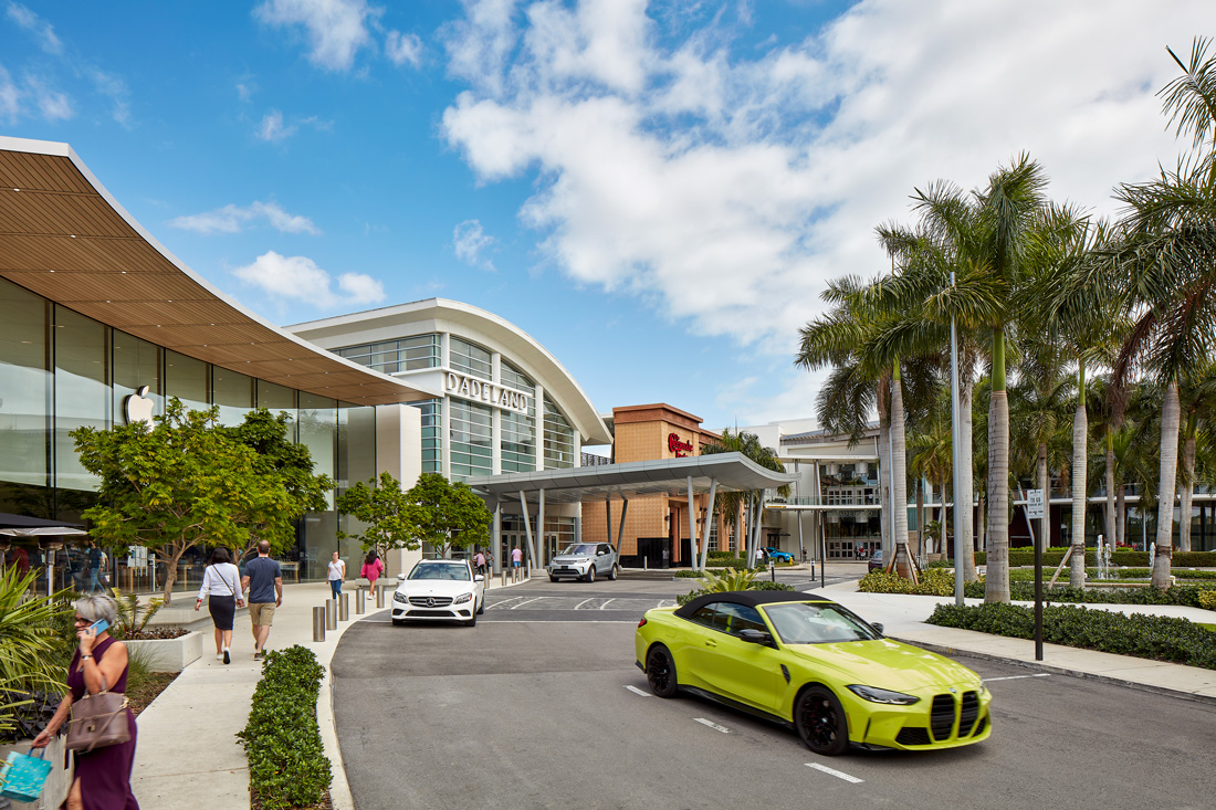 Dadeland Mall, Simon Property Group in Miami