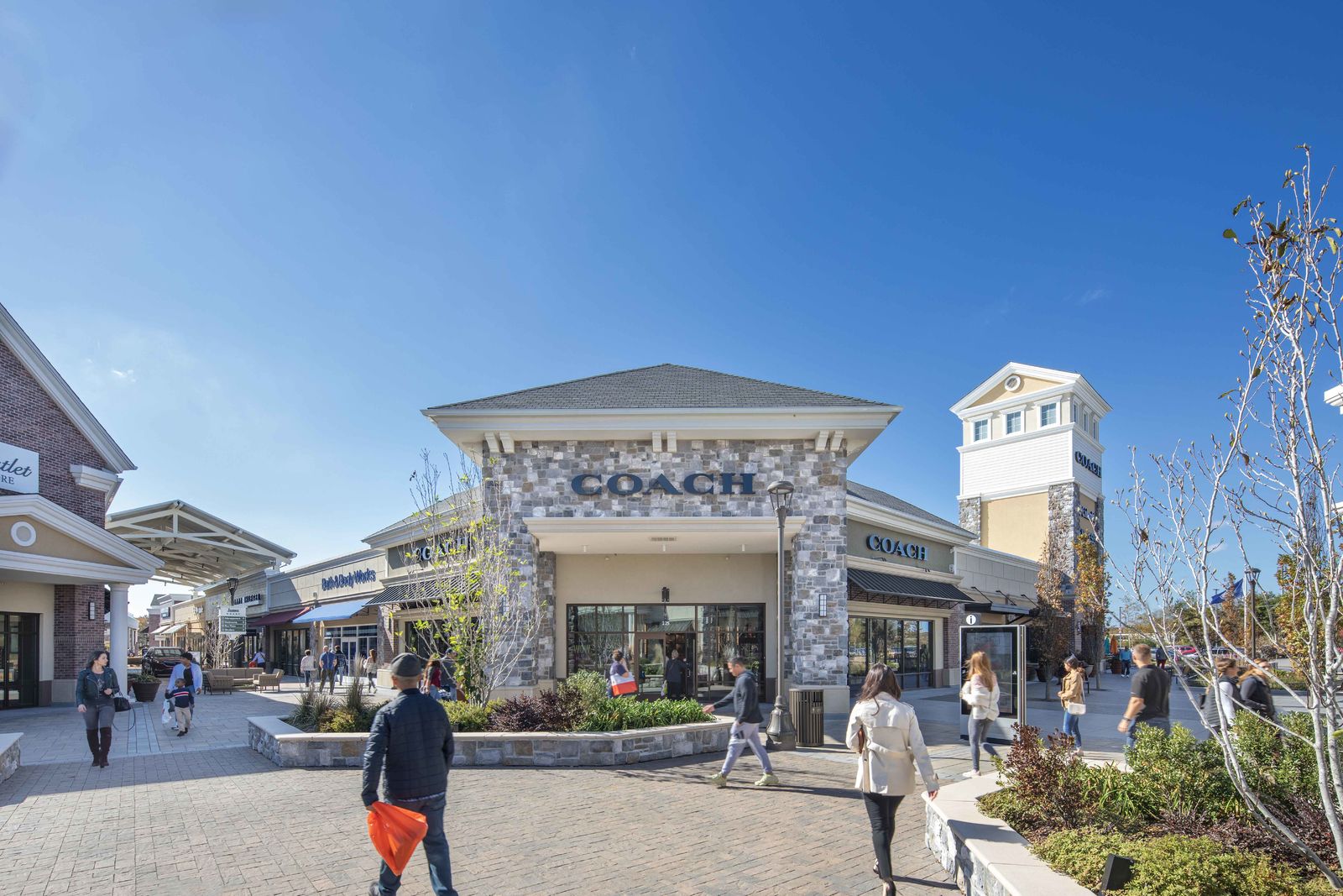About Norfolk Premium Outlets® - A Shopping Center in Norfolk, VA - A Simon  Property
