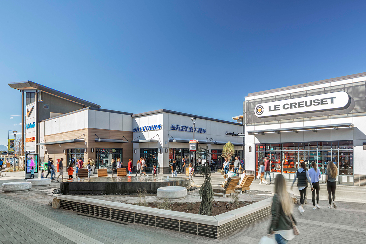 About Denver Premium Outlets® - A Shopping Center in Thornton, CO - A Simon  Property