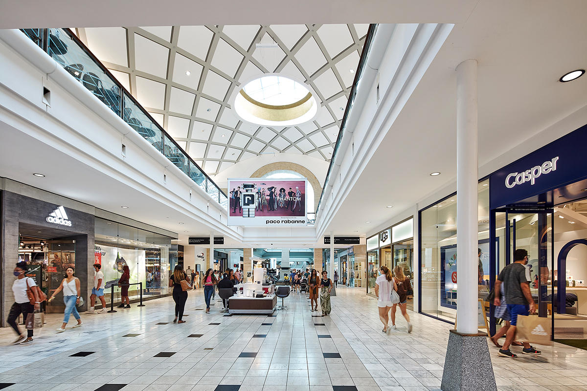 About Lenox Square® - A Shopping Center in Atlanta, GA - A Simon