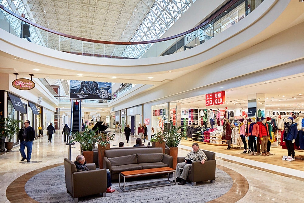 Apple Carries Services at The Shops at Chestnut Hill, a Simon Mall -  Chestnut Hill, MA