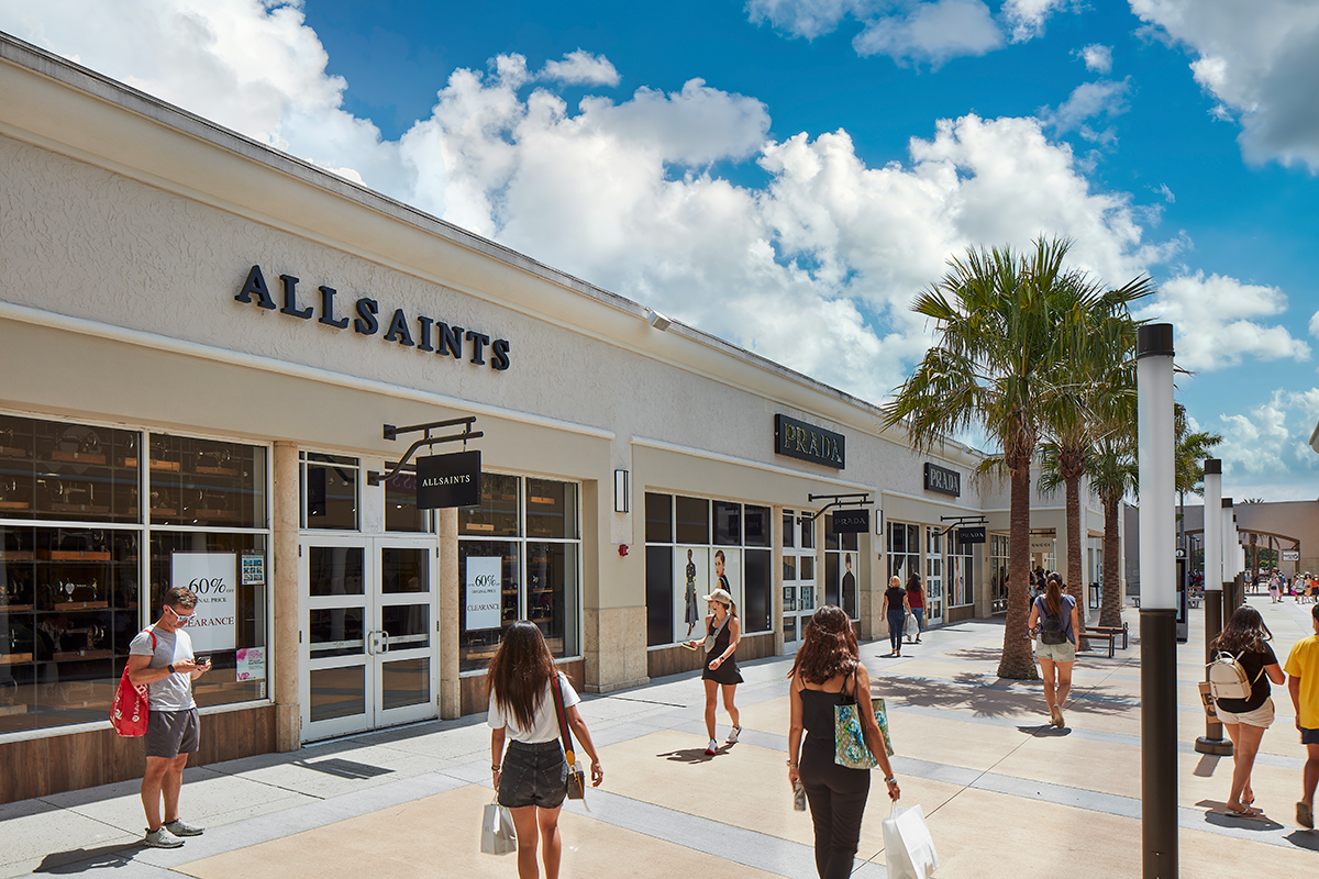 Welcome To Orlando Vineland Premium Outlets® - A Shopping Center