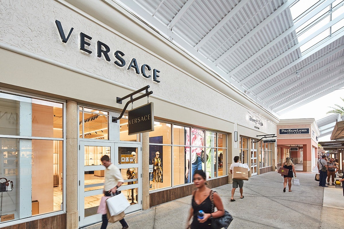 About Orlando Vineland Premium Outlets® - A Shopping Center in Orlando, FL  - A Simon Property