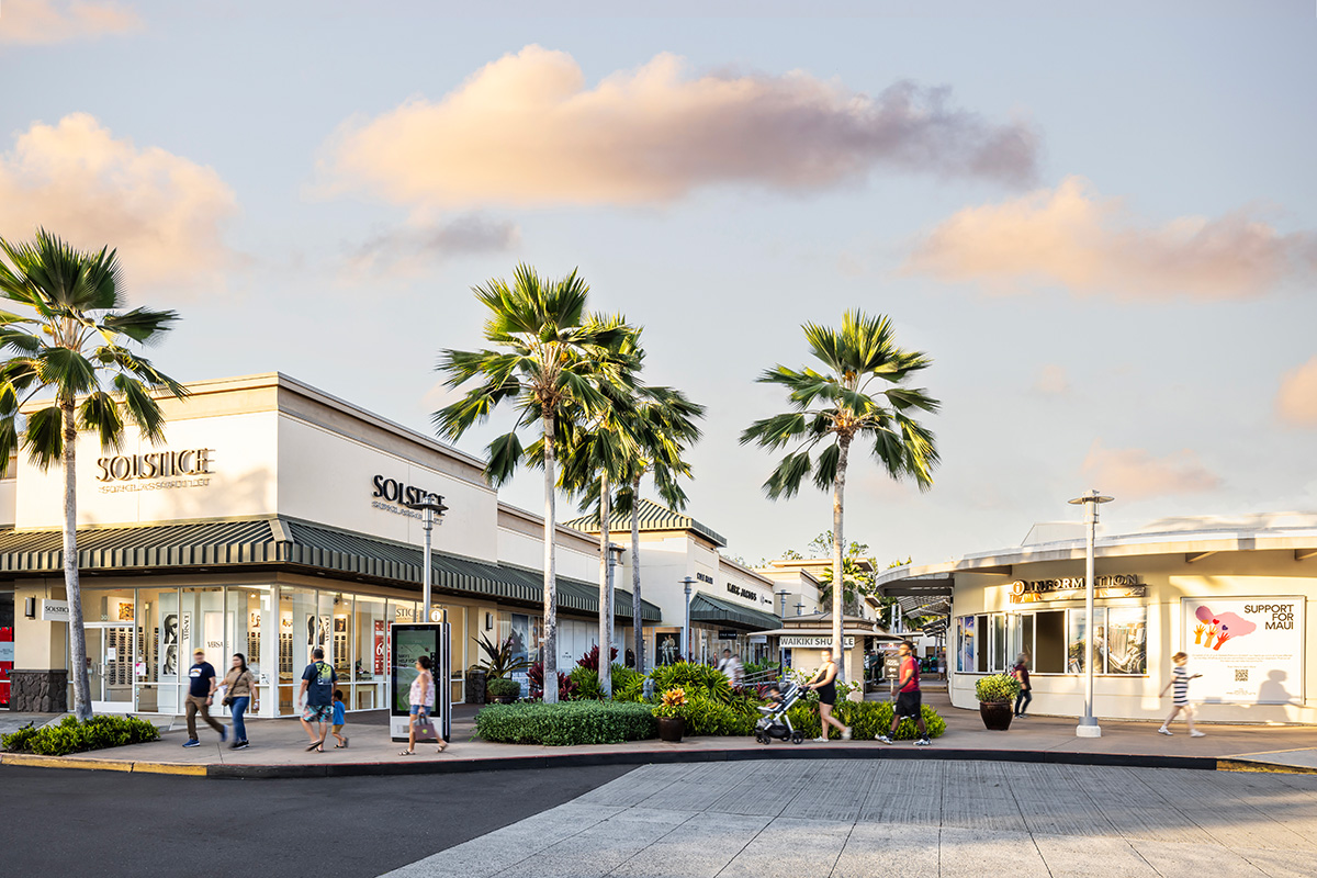 About Waikele Premium Outlets® - A Shopping Center in Waipahu, HI - A Simon  Property
