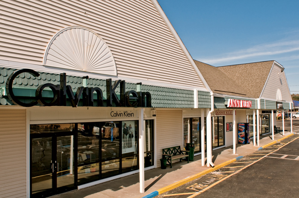 About Kittery Premium Outlets® - A Shopping Center in Kittery, ME - A Simon  Property
