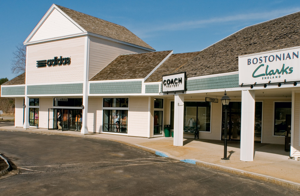 Kittery Premium Outlets 11 
