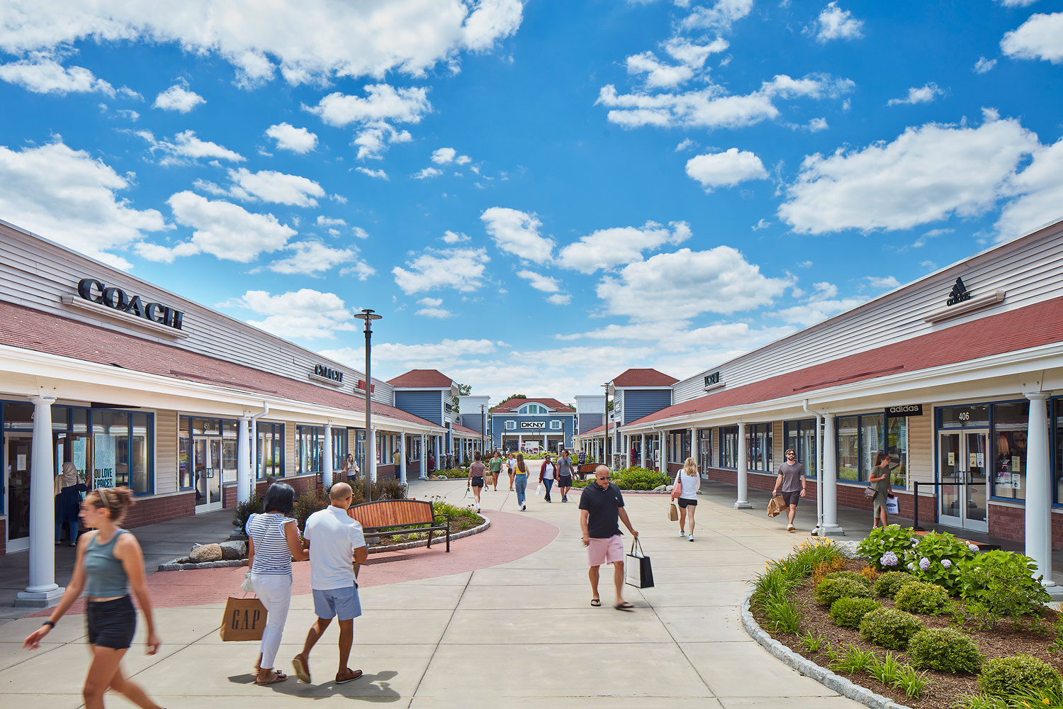 Wrentham Village Premium Outlets - Buy at least $100 worth of Sephora Gift  Cards at Simon Guest Services October 22–November 4, while supplies last,  and get a bonus $10 Visa Simon Giftcard®.