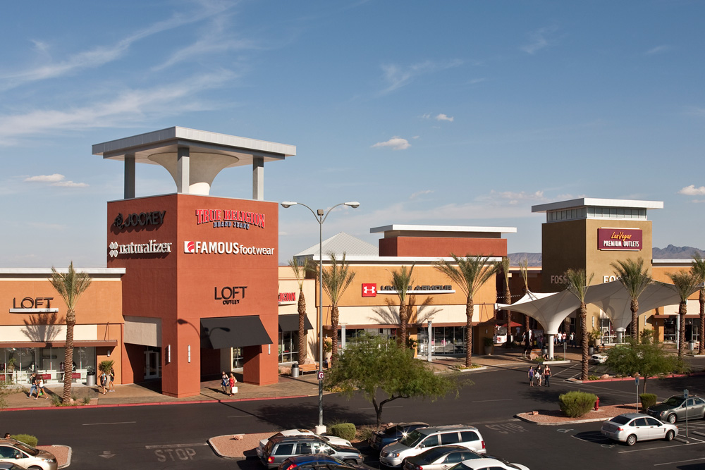 About Las Vegas South Premium Outlets® - A Shopping Center in Las NV - Simon Property