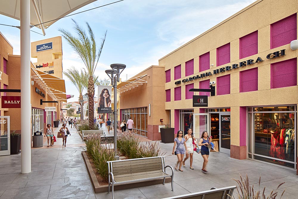 About Las North Outlets® - A Shopping Center in Las Vegas, NV - A Simon Property