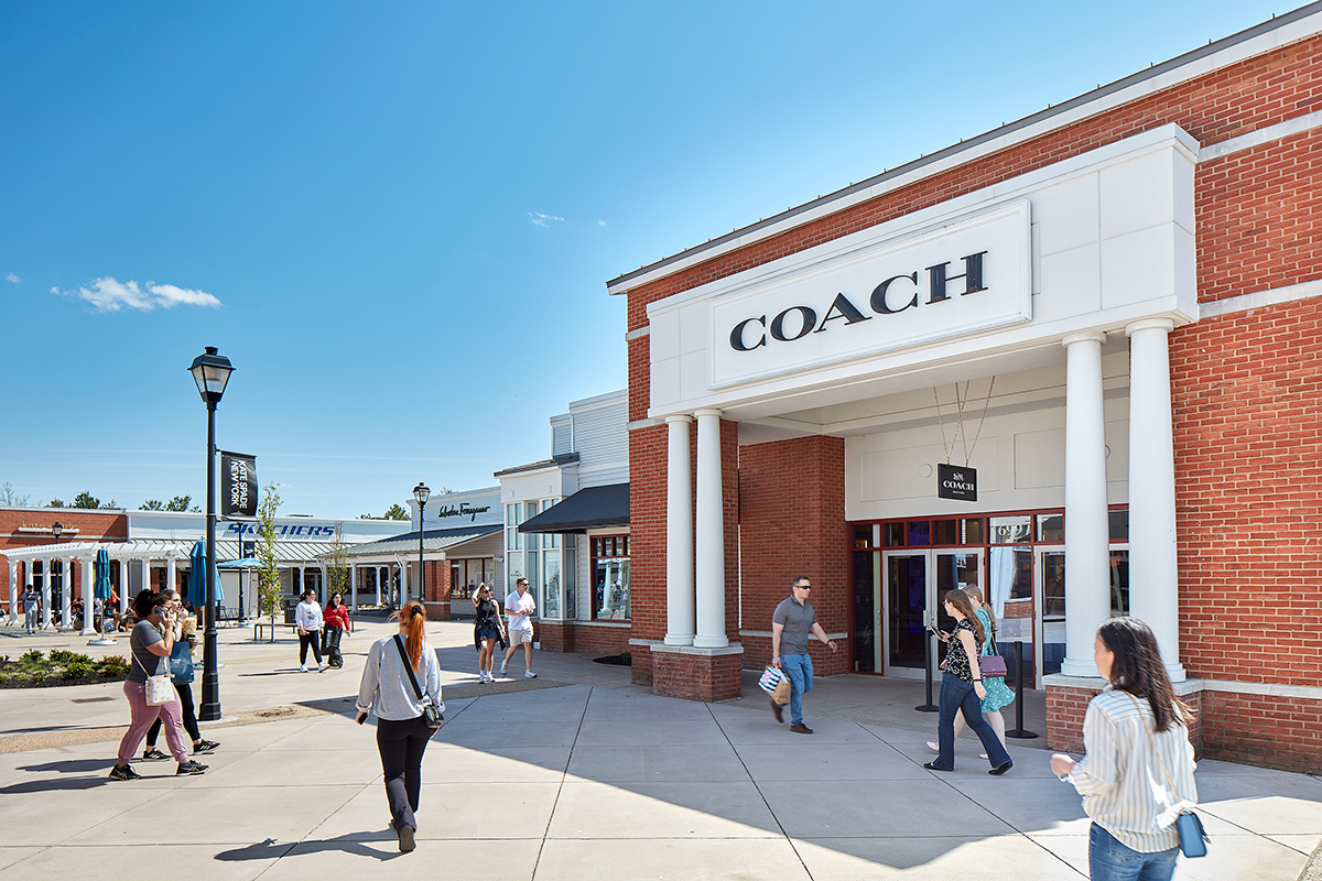About Leesburg Premium Outlets® - A Shopping Center in Leesburg, VA - A  Simon Property