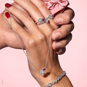 Pandora in potomac mills discount