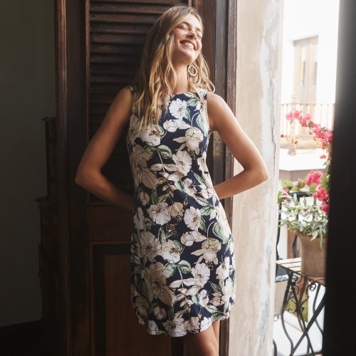 tommy bahama womens dresses Women's Darcy Machine Crochet-Sleeve Sheath Dress - Black Crafted from our flattering swim fabric and complete with a dainty flounce hem Tommy Bahama Womens Dresses